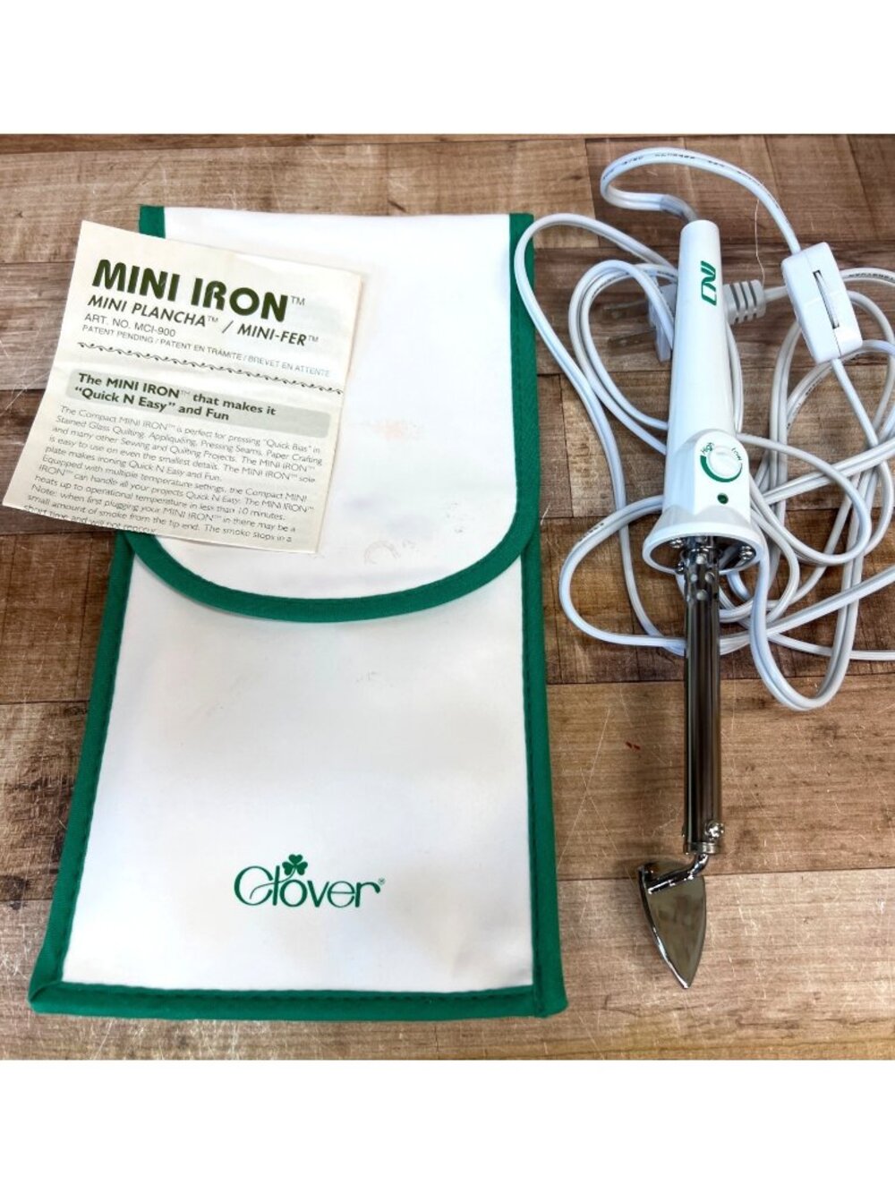Clover Mini Iron Quilting Appliqué Sewing Adjustable Heat Settings  Storage Case